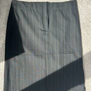 BCBG Max Azria Pinstripe Pencil Skirt Sz 4 Black Lined Career
